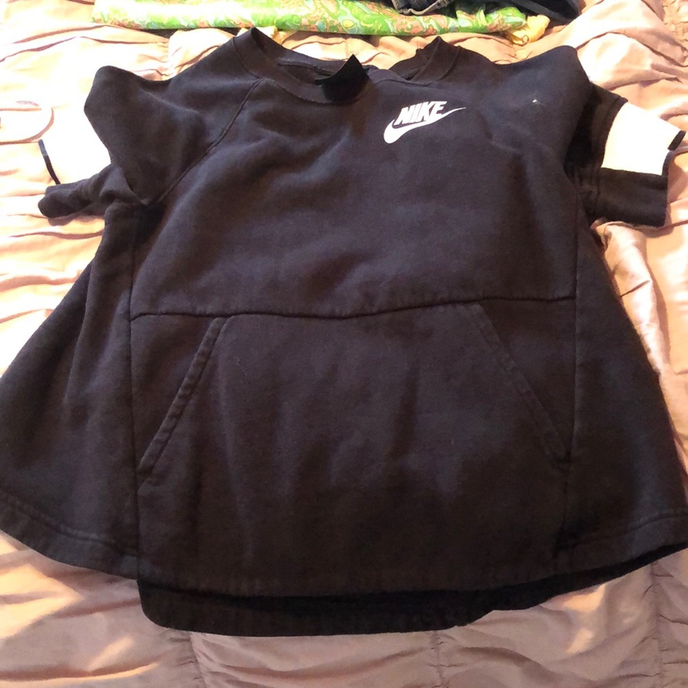 Short sleeve sweatshirt from Nike